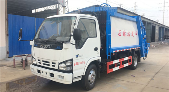 五十铃5方压缩垃圾车
