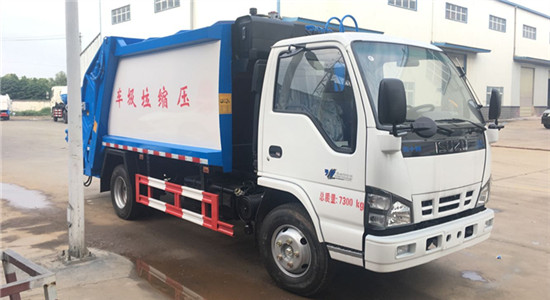 五十铃5方压缩垃圾车