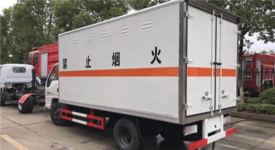 江铃爆破器材运输车
