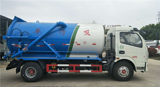 国五6方吸污车(多利卡)