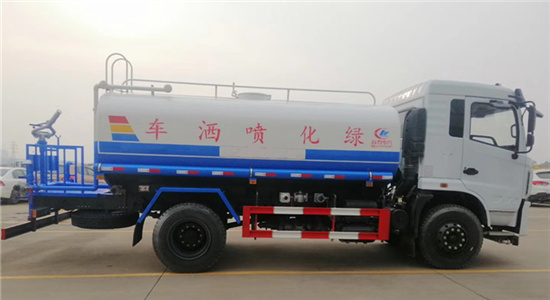 国六13方洒水车(D3S)