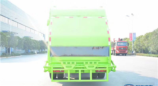 国六14方压缩垃圾车(天锦)