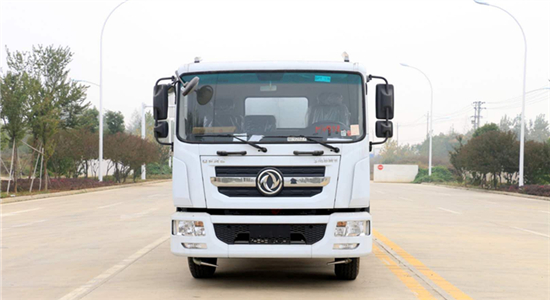 国六14方洒水车(D9)