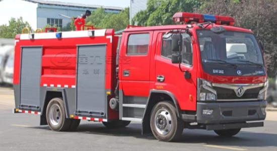东风5吨泡沫消防车(福瑞卡)