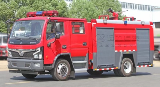 东风5吨泡沫消防车(福瑞卡)
