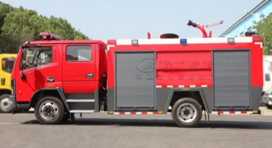 东风5吨泡沫消防车(福瑞卡)