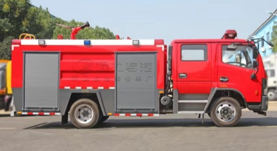东风5吨泡沫消防车(福瑞卡)